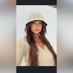 Princess Polly Nocelle Hat White in Black